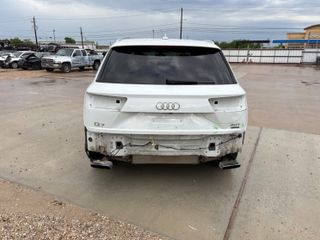 2017 Audi Q7 3.0T Premium - Exterior Rear Center Image